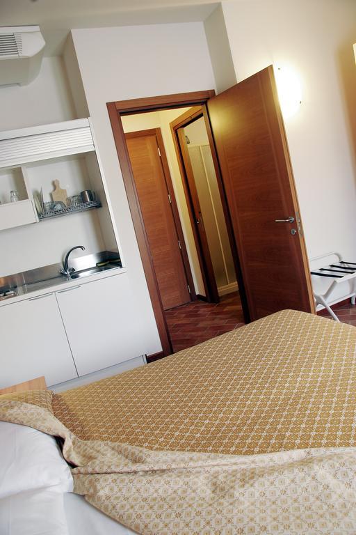 Bed&Wine Hotel Negrar Quarto foto